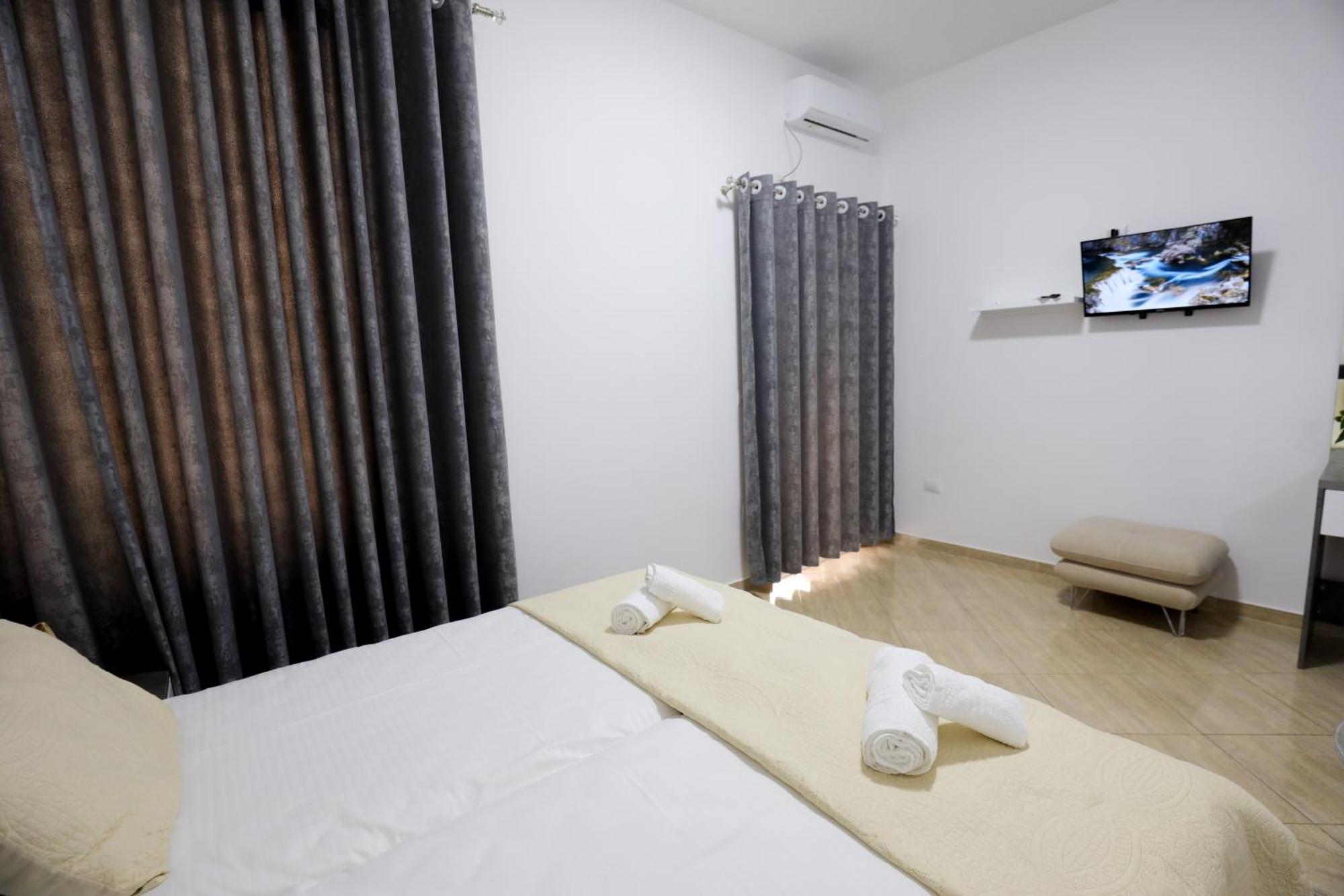 Alesio Guest House Крує Екстер'єр фото