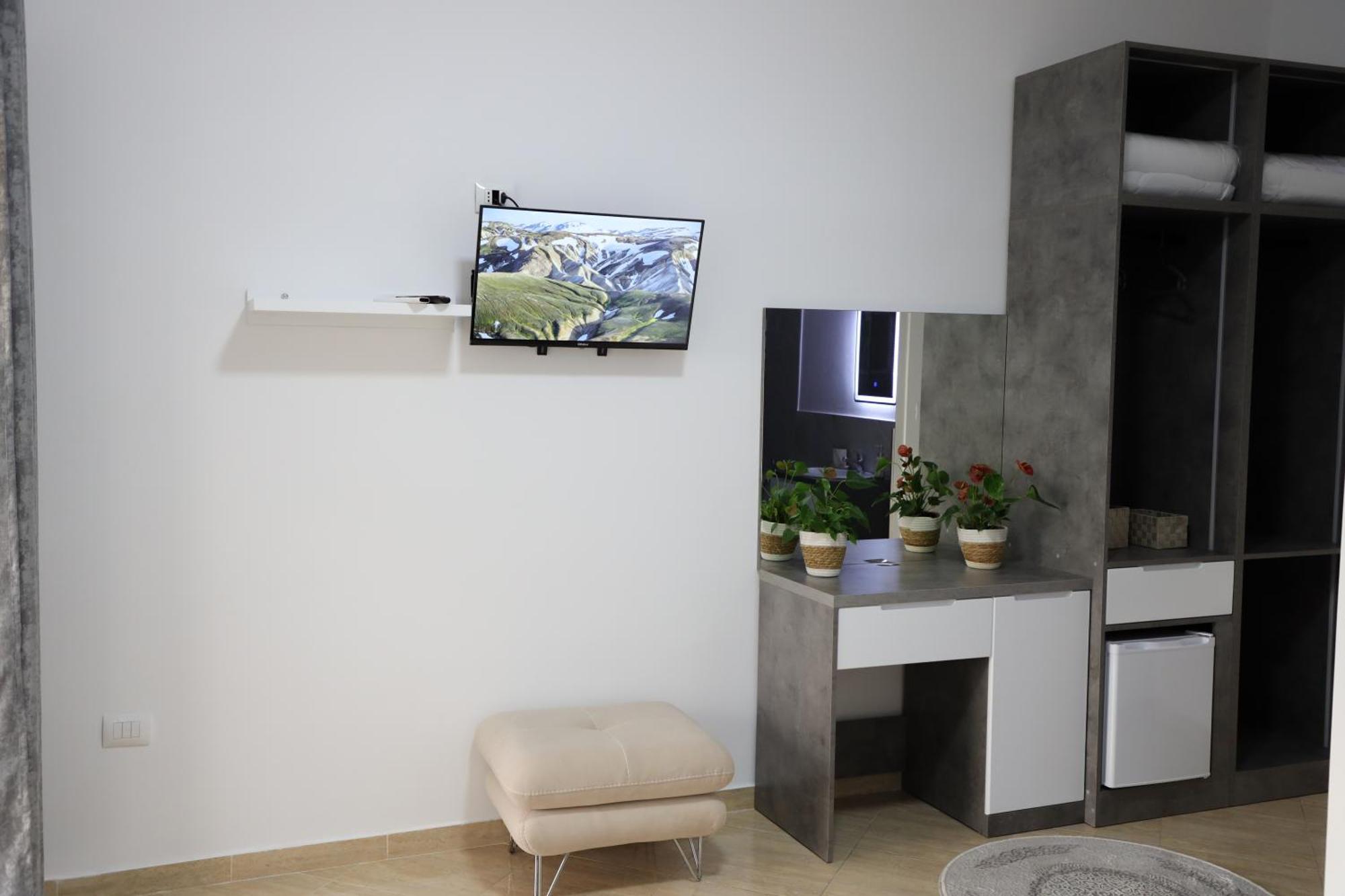 Alesio Guest House Крує Екстер'єр фото