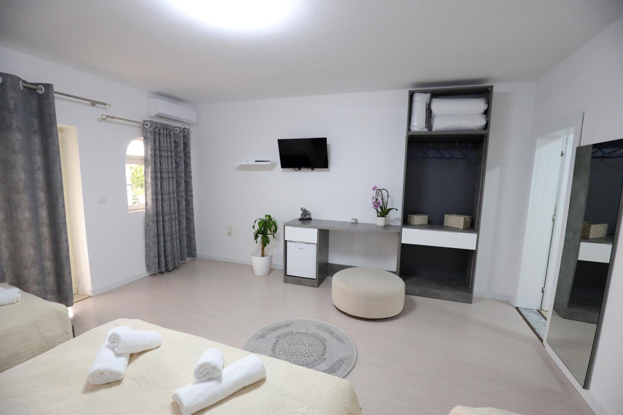 Alesio Guest House Крує Екстер'єр фото